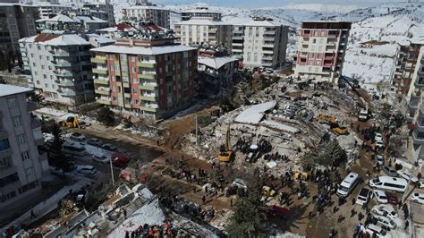 Erdbeben In T Rkei Und Syrien Zahl Der Toten Steigt Auf Ber