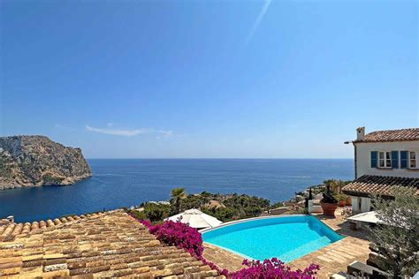 Finca with spectacular sea views – Mallorca Deluxe