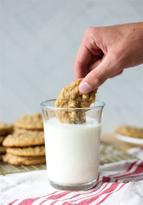 Chewy Pecan Cookies A Great American Cookie Company Copycat Recipe