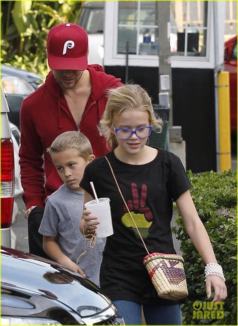 ryan phillippe sunday lunch  ava deacon photo  ava
