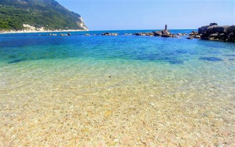 La classifica delle 5 spiagge più belle delle Marche Parola di Donna