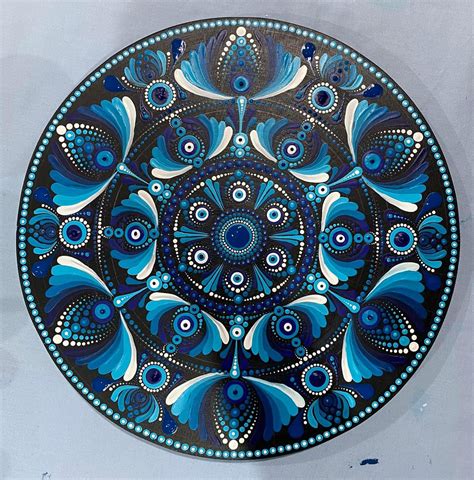 Pin By Regina On Taskiniai Paveikslai Mandala Dots Mandala Painted