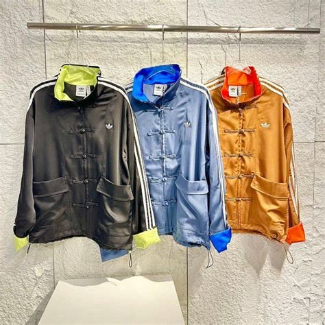 Adidas 中式唐裝外套的價格推薦 2025年10月 比價比個夠biggo