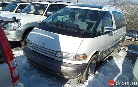 Toyota Estima 1990 1991 1992 1993 1994 минивэн 1 поколение Xr10