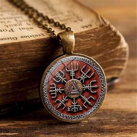 Viking Vegvisir Rune Talisman Necklace Protection Bronze Pendant