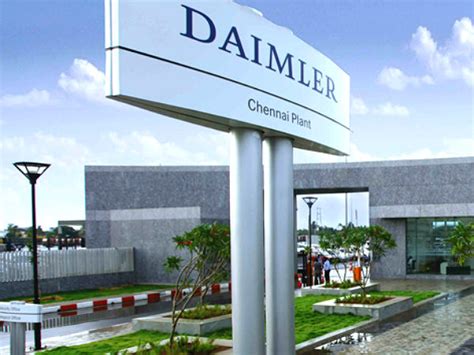 Daimler India Commercial Vehicles To Make Senior Level Changes ...