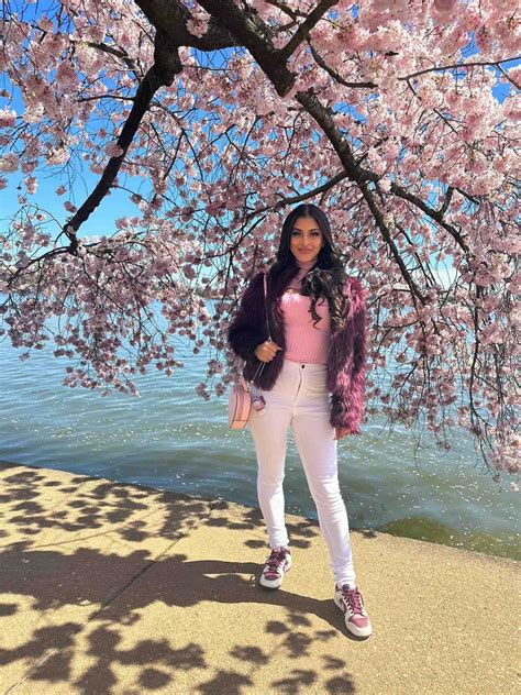 Sophia Leone: Porn star & OnlyFans model dead at 26