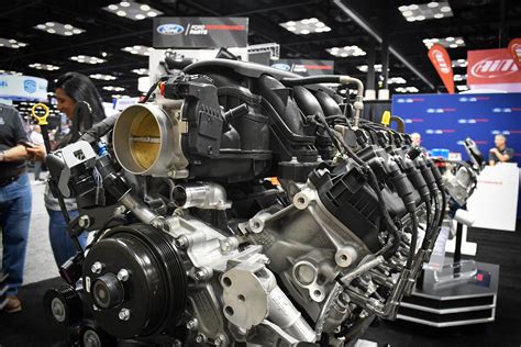 Pri Ford Performance Unleashes Megazilla Crate Engine On Crowd