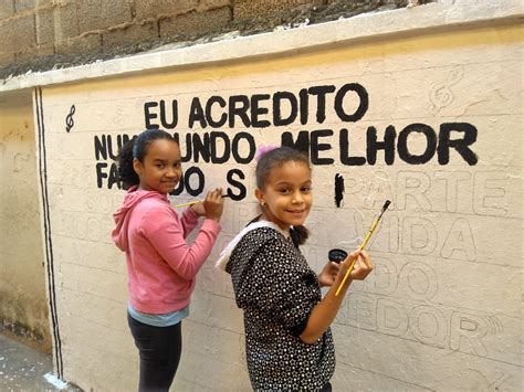 ESCOLA ESTADUAL NECESIO TAVARES ATIVIDADE PINTURA ALUNOS PROF EUNICE