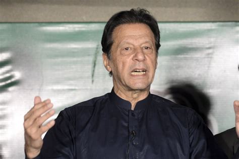 Pakistan Mulls Banning Imran Khans Party It Cannot Be ‘tolerated