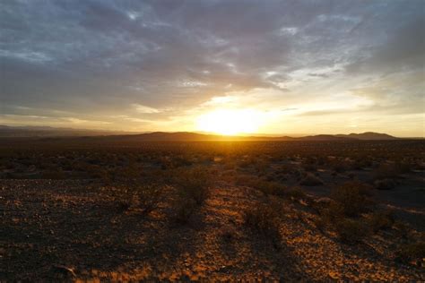 California Mojave Desert Sunset | Smithsonian Photo Contest ...