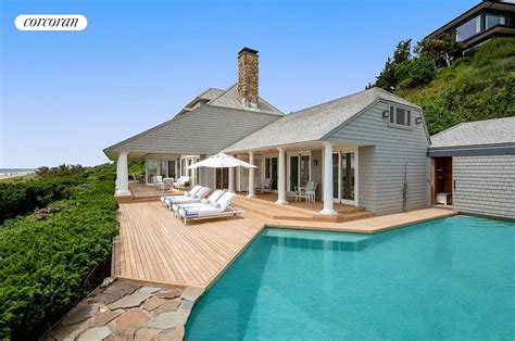 Bernie Madoff S Hamptons Home Finally Bought After Disgraced Ponzi