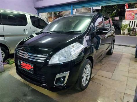 Dp Jt Ertiga Gx A T Data Di Bantu Mobil Bekas