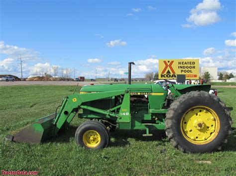 John Deere 2940 Tractor Photos Information