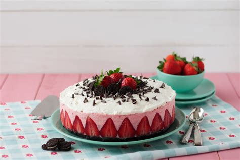 Tarta De Fresas Y Galletas Oreo Sin Horno La Dulceneta