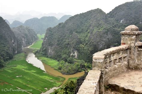 Mua Cave Viewpoint, Ninh Binh Vietnam