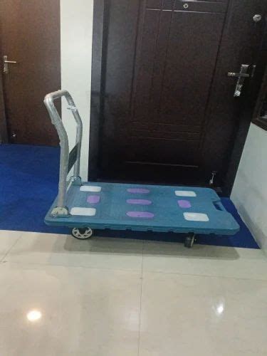 2 Feet Stainless Steel Four Wheel Platform Trolley For Carrying