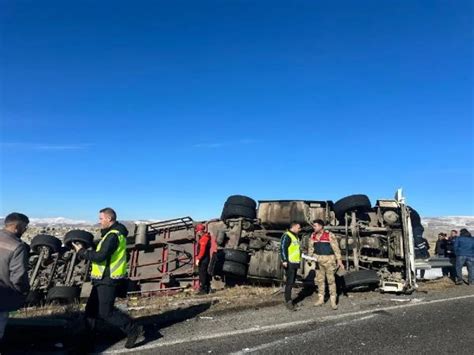 KARS ta meydana gelen trafik kazalarında 5 kişi yaralandı Haberler