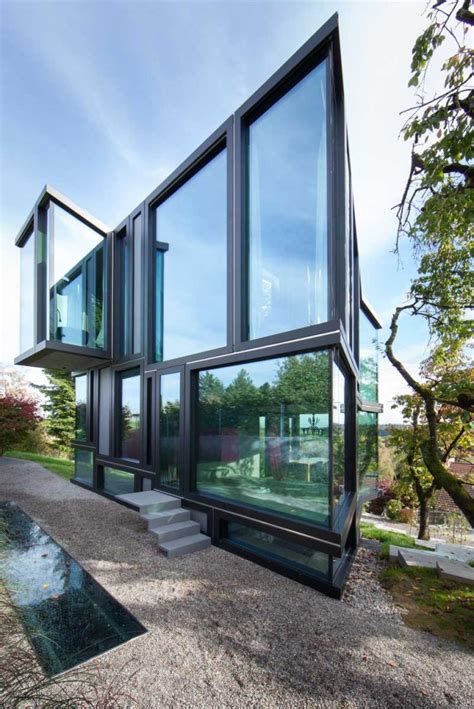 Dont Throw Stones Modern Glass House Is Super Sharp Urbanist