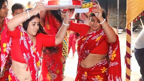 হিন্দু বৌদির উরাধুরা ডিজে ডাস্নbangladeshi Village Hindu Weddin Dance