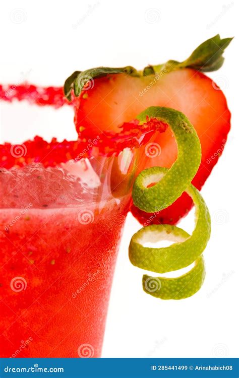 Strawberry Daiquiri Stock Image Image Of Riped Alcohol 285441499