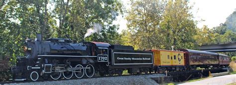 Great Smoky Mountains #1702, Built For War | Steam Giants