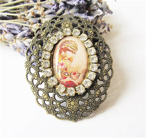 Vintage Brass Photo Brooch Victorian Brooch Antique Portrait Etsy