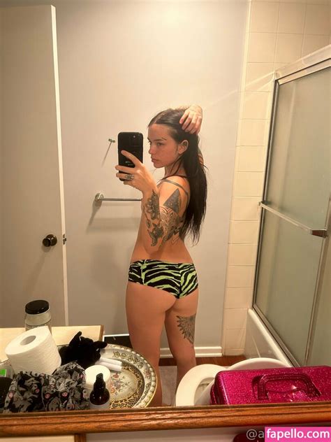 Asstralnymph Lolaslands Nude Leaked Onlyfans Photo Fapello