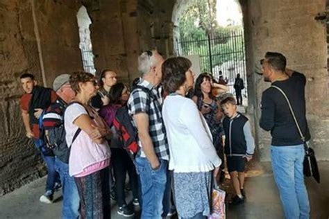 Colosseum Palatin Hill And Roman Forum Guided Tour Get Your Tour Tickets