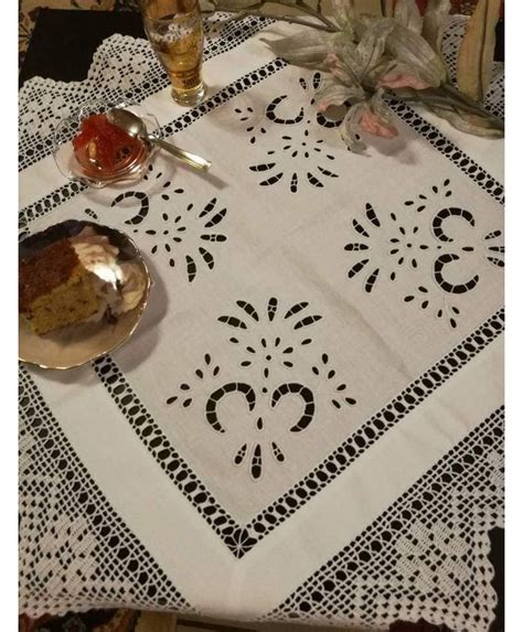 Richelieu Embroidery Tabletopper Ada Quilted Creations