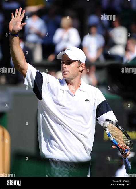 ANDY RODDICK USA WIMBLEDON LONDON ENGLAND 23 June 2009 Stock Photo - Alamy