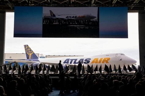 Atlas Airs Boeing Cargo Plane Makes Emergency Landing After Engine