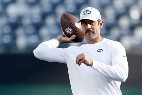 Analyst Makes Clear Statement On Aaron Rodgers Potential Return