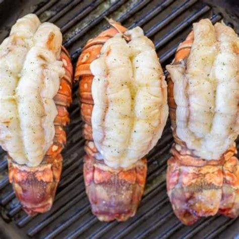 Grilled Lobster Tail Recipe (Crazy Easy) - Momsdish