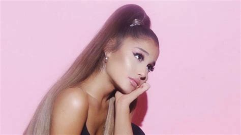 Ariana Grande Teases 2019 Pictures For Netflix – Indigo Music