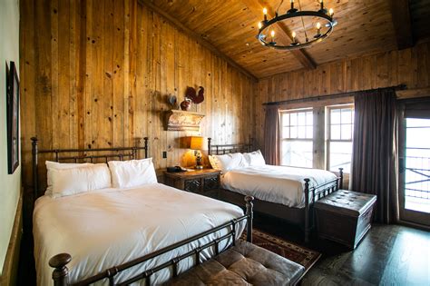 Colorado Mountain Resort Lodging High Lonesome Lodge Double Queen