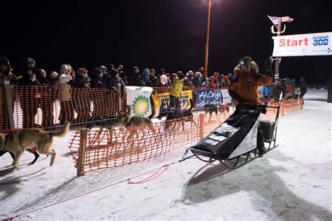 4 mushers scratch due to icy conditions in Kuskokwim 300 sled dog race