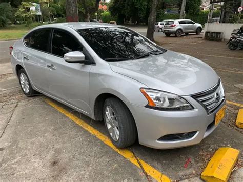 Nissan Sentra Advance Usado Color Gris Precio