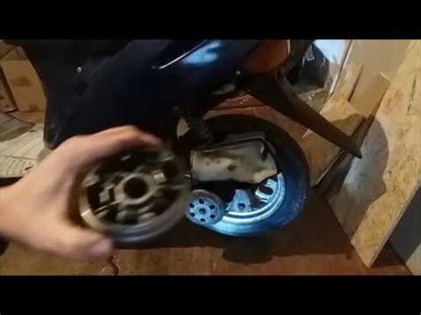 Хонда Дио 27 AF.ролики,шайбочки,ремень первый раз меняю. - YouTube