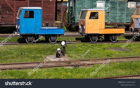 10 852件のRail gauge railwayの画像写真素材ベクター画像 Shutterstock