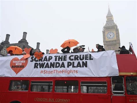 Uk Signs New Rwanda Treaty To Resurrect Asylum Plan The Examiner