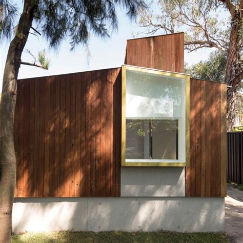 Stacked Windows Face A 116 Year Old Tree In Panovscott S Sydney Cottage Extension