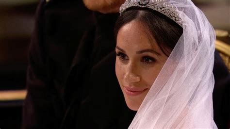 Kisah Mengejutkan Di Balik Riasan Polos Meghan Markle Saat Pernikahan