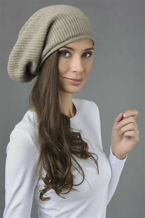 Pure Cashmere Ribbed Knitted Slouchy Beanie Hat In Camel Brown Italy