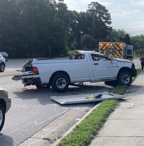 Police Driver Ran Red Light Before Crash In Chesterfield Wric Abc 8news