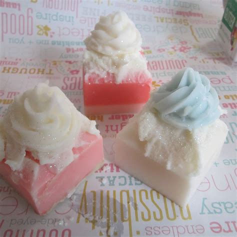 Sweet Candle Melts and Bath Treats by sweetcandlemelts on Etsy