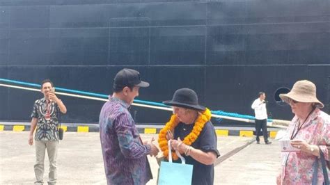 Cruise Pertama Dikenai Pungutan Wisman Rp 150 Ribu Tiba Di Bali