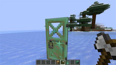 Minecraft copper door guide: Recipe, uses, and more