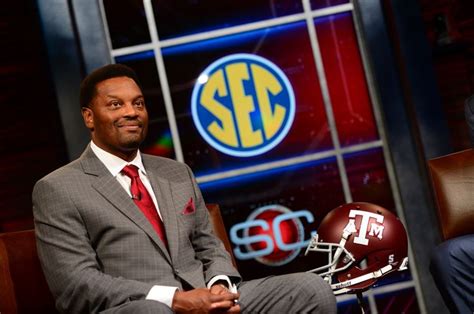 TAMU head coach Kevin Sumlin | Sec football, Football coach, Texas aggies