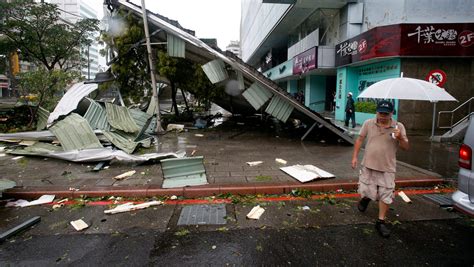 Deadly Typhoon Soudelor Makes Landfall In China